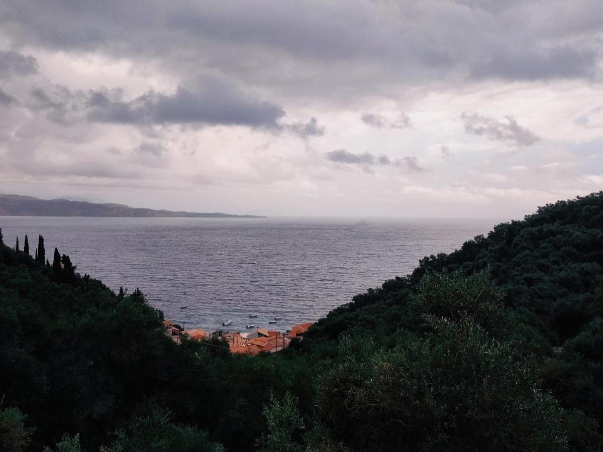 Kaminaki Seaview Apartments Katavolos Ngoại thất bức ảnh