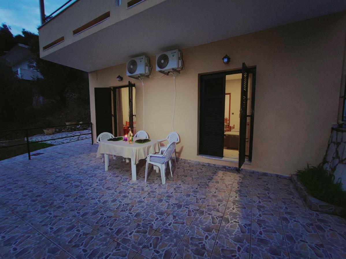 Kaminaki Seaview Apartments Katavolos Ngoại thất bức ảnh